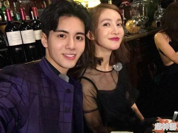 17c吃瓜黑料蘑菇:某知名明星被曝与神秘人士深夜约会,背后隐藏的秘密让人震惊! 17c吃瓜黑料蘑菇:某知名明星被曝与神秘人士深夜约会,背后隐藏的秘密让人震惊!