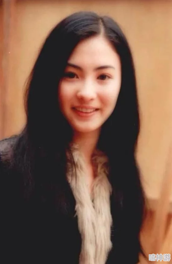 色www亚洲国产张柏芝,网友热议:她的魅力与风格为何总能引发如此多的关注和讨论? 色www亚洲国产张柏芝,网友热议:她的魅力与风格为何总能引发如此多的关注和讨论?