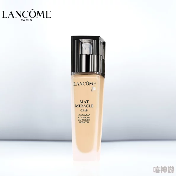 兰蔻持妆粉底液与反恐精英定妆喷雾，哪款更适合持久妆容？