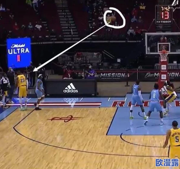 18cm体育生大粗吊自-慰，因其在校园内引发热议，成为社交媒体讨论的焦点，引起广泛关注