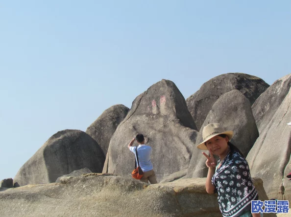 阿老妇乱的视频海角社区：解析社区文化冲突与社会心理的交织影响