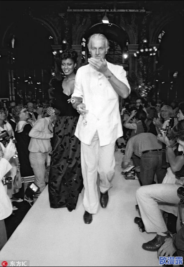 DNF专业团队时装怎么搭配_黑人抬棺专业团队时装搭配方法 DNF专业团队时装怎么搭配_黑人抬棺专业团队时装搭配方法