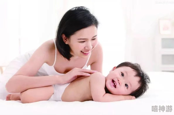 年轻夫妻把小孩哄睡后开监控,意外发现宝宝房间里的神秘现象让他们惊讶不已,真相令人感到不可思议! 年轻夫妻把小孩哄睡后开监控,意外发现宝宝房间里的神秘现象让他们惊讶不已,真相令人感到不可思议!