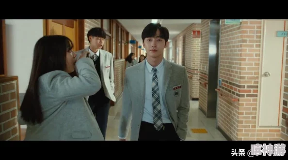 我身体里的那个家伙插曲叫什么？这首歌的旋律和歌词背后有什么样的故事呢？