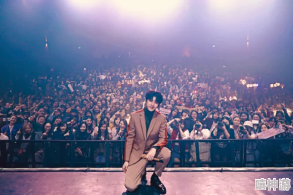 把坤放进欧派里会怎么样?看看这场奇妙的跨界合作如何引发网友热议与讨论,带来意想不到的效果! 把坤放进欧派里会怎么样?看看这场奇妙的跨界合作如何引发网友热议与讨论,带来意想不到的效果!