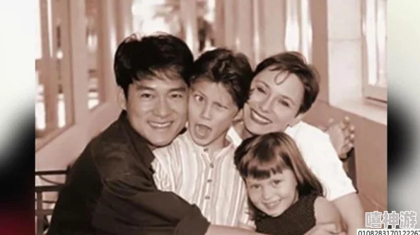 藤惠普瞒着老公加班的妻子,背后隐藏的秘密与她职场生活的真实面貌引发热议和讨论 藤惠普瞒着老公加班的妻子,背后隐藏的秘密与她职场生活的真实面貌引发热议和讨论