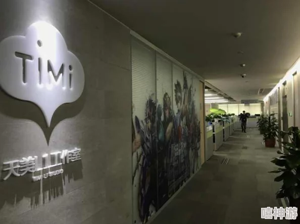 王者荣耀女英雄被插图片引发热议，玩家们纷纷讨论其背后的含义与影响，游戏文化再度成为焦点