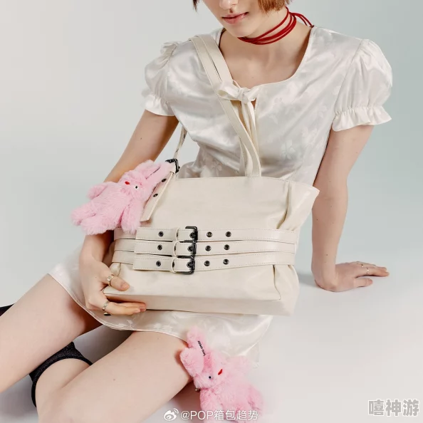 色哟哟 日韩精品：探讨日韩文化交融下的时尚潮流与消费趋势，带你领略独特魅力与风格