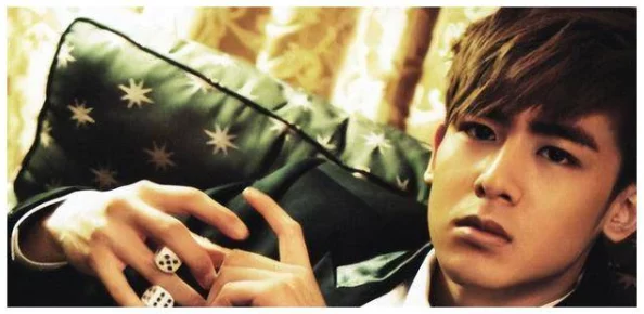 黑料不打烊万里:揭示娱乐圈背后的秘密与真相,深度剖析明星们的隐秘生活与争议事件 黑料不打烊万里:揭示娱乐圈背后的秘密与真相,深度剖析明星们的隐秘生活与争议事件