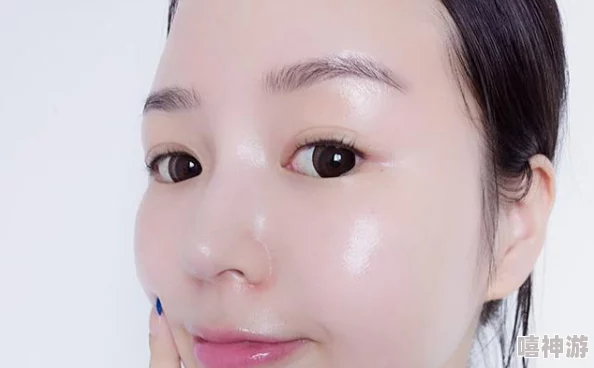 国产精华7777777,用户评价:滋润效果显著,皮肤变得光滑细腻,值得回购! 国产精华7777777,用户评价:滋润效果显著,皮肤变得光滑细腻,值得回购!