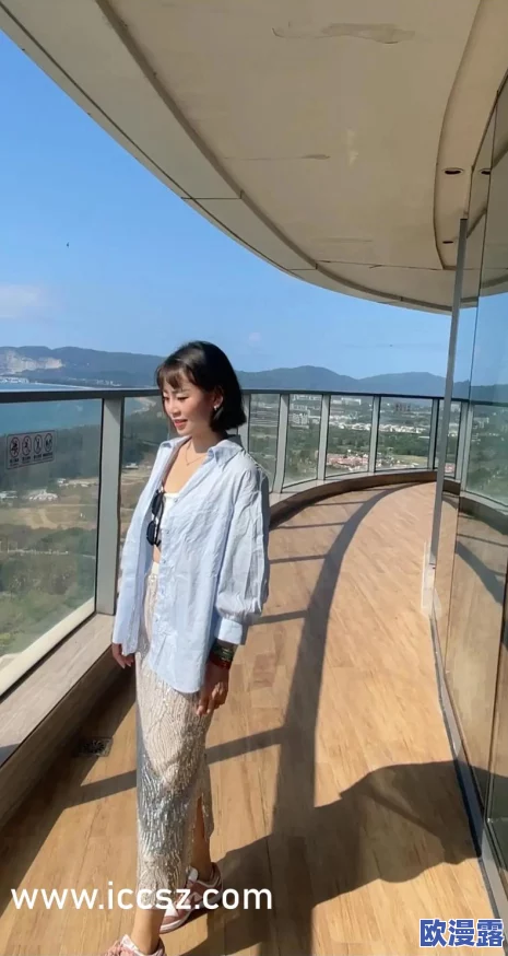 翘臀美女xx00后进式在阳台图,展现出青春活力与迷人身姿,引发网友热议,纷纷点赞评论 翘臀美女xx00后进式在阳台图,展现出青春活力与迷人身姿,引发网友热议,纷纷点赞评论
