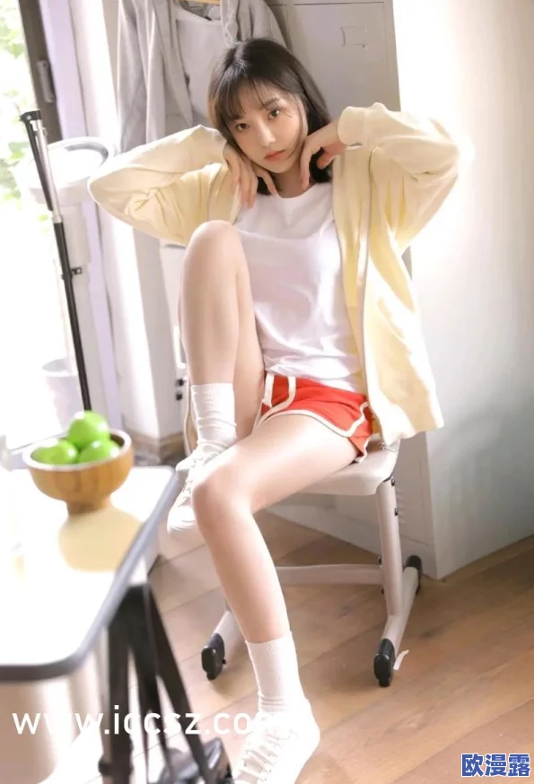美女私密之处高清,网友纷纷表示这样的内容过于露骨,不适合在公共平台传播,应该加强审核 美女私密之处高清,网友纷纷表示这样的内容过于露骨,不适合在公共平台传播,应该加强审核