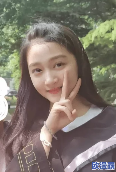 色吊丝一区二区近日曝光了一组明星私密聚会照片引发热议网友纷纷猜测参与者身份并对其关系展开讨论