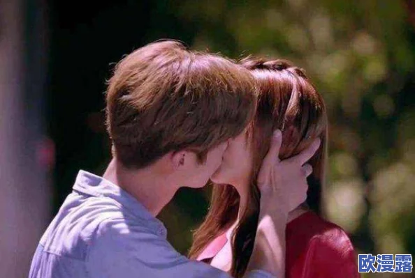 吻戏吻胸亲柔摸下刺激最新进展消息引发热议网友讨论剧情与演员表现期待后续发展和更多精彩片段上线