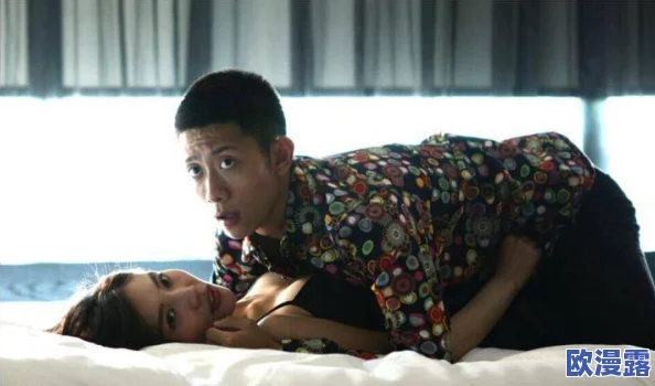 韩国边摸边做大尺度床戏引发热议网友讨论演员表现与剧情深度相关话题持续升温引发关注 韩国边摸边做大尺度床戏引发热议网友讨论演员表现与剧情深度相关话题持续升温引发关注