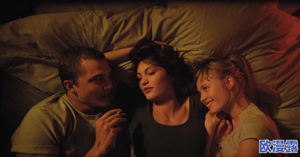 日本一级毛片视频在线看网友推荐这部影片画面精美剧情紧凑让人欲罢不能绝对值得一看不容错过的精彩内容