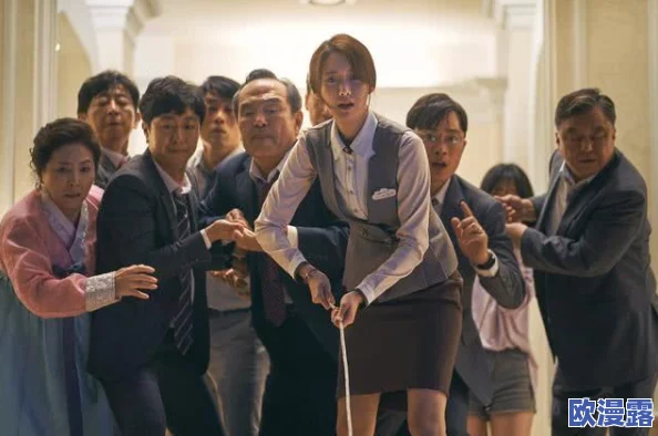 黄色片xx 网友评价 这部影片的剧情设定很有创意，演员表现也相当出色，但某些场景处理得略显生硬，总体来说值得一看