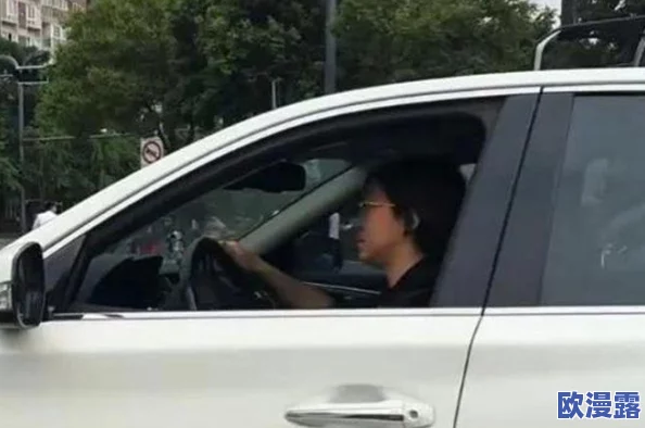 拍戏时直接做了h 网友评价：这种行为真是让人震惊，演员的职业道德何在？希望能引起大家的重视和反思