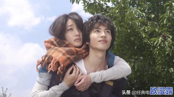 我年轻漂亮的继坶2中字在线播放最新消息：该剧在各大平台上线后受到了观众热烈追捧，收视率持续攀升