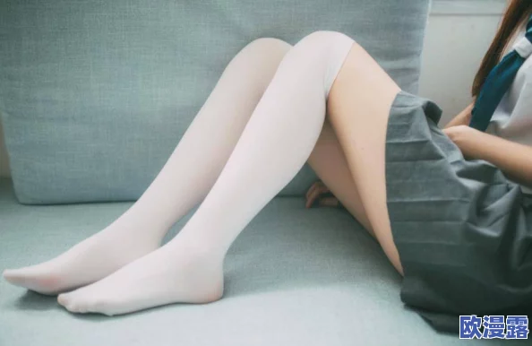 污污网站国产精品白丝袜近日引发热议网友纷纷讨论其内容质量与用户体验是否能满足当下年轻人的需求